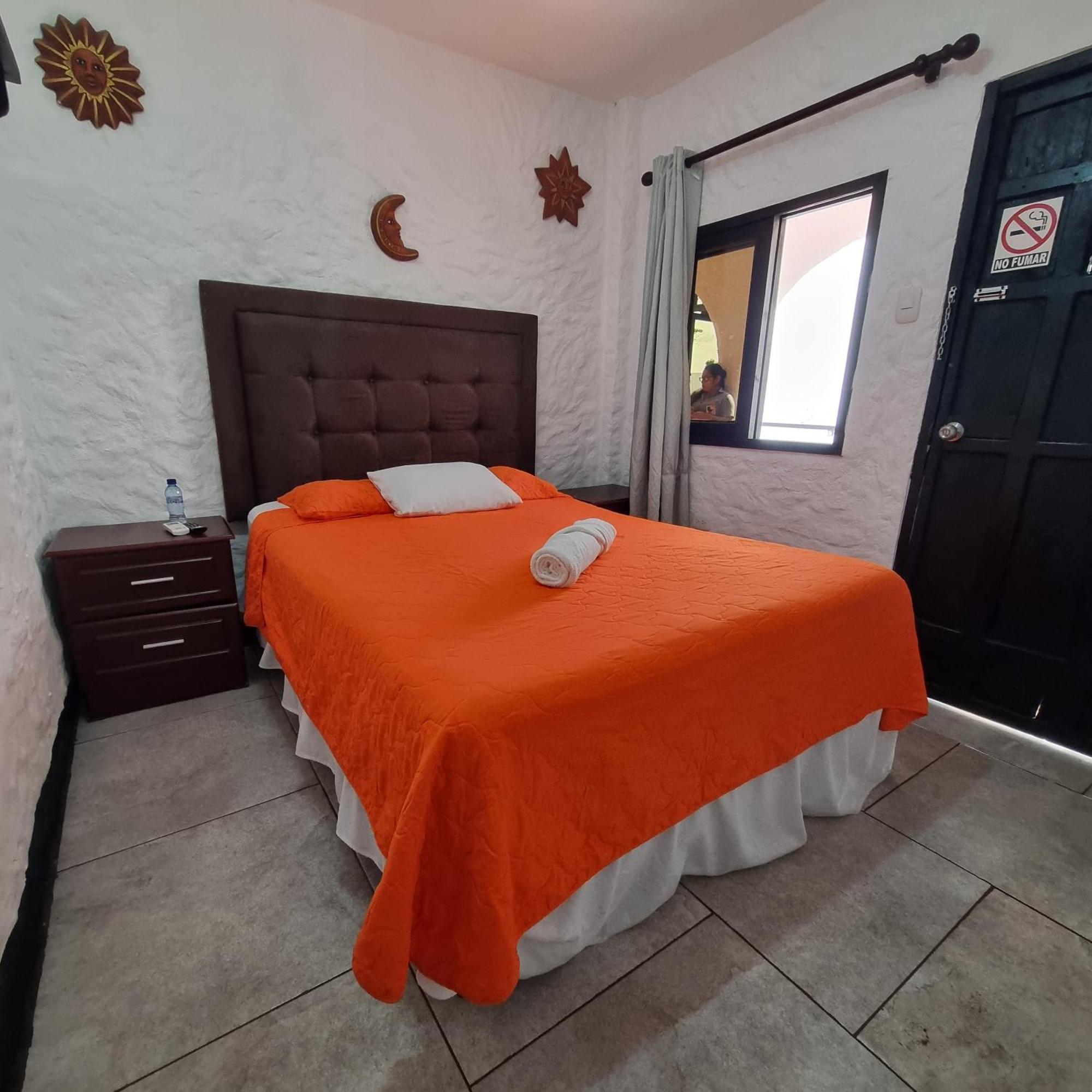Hotel Mi Paraiso Rio Dulce Castillo de San Felipe Bagian luar foto
