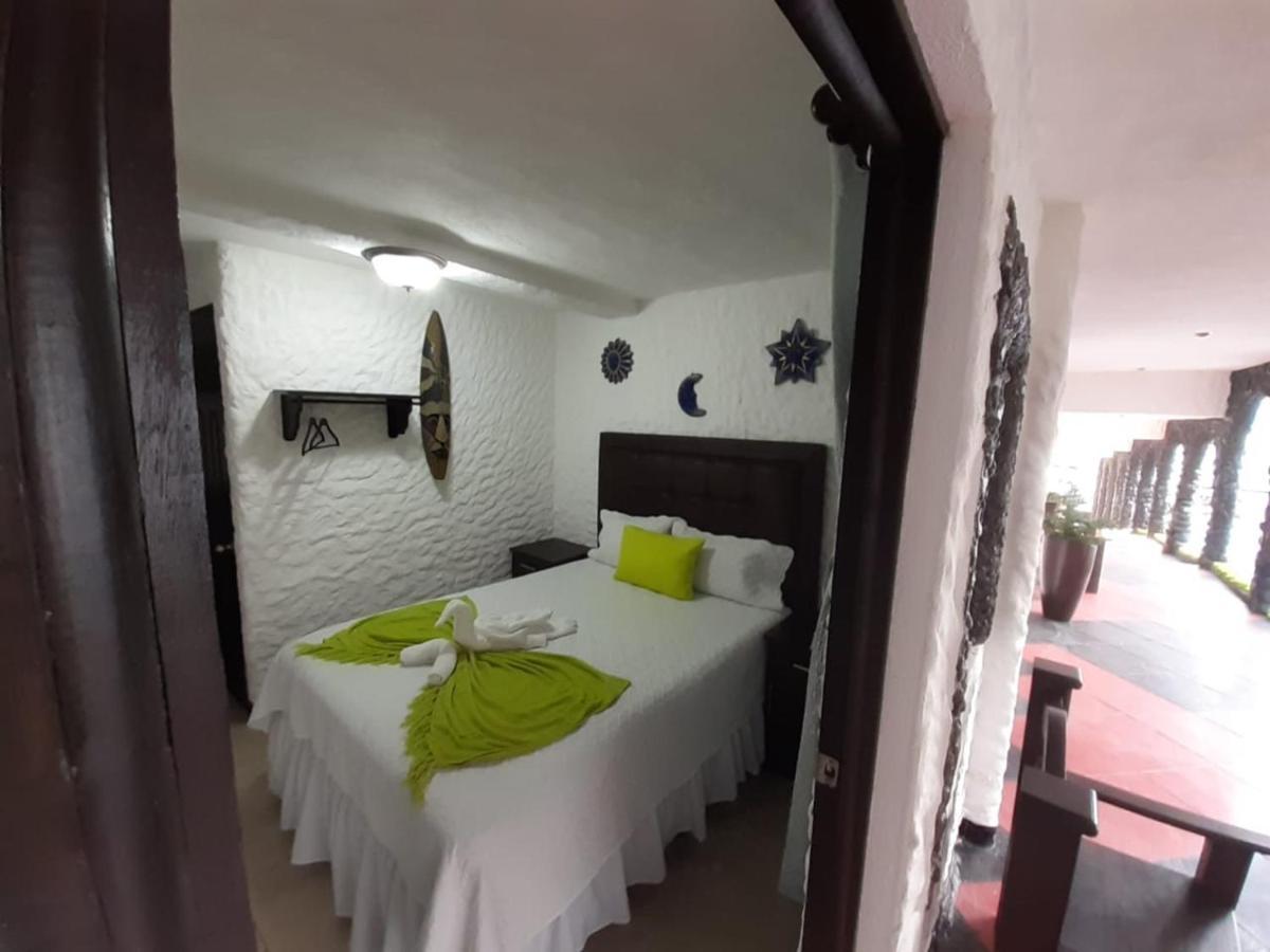 Hotel Mi Paraiso Rio Dulce Castillo de San Felipe Bagian luar foto